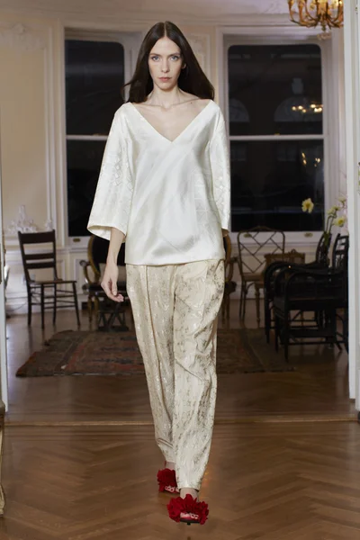 Look 22